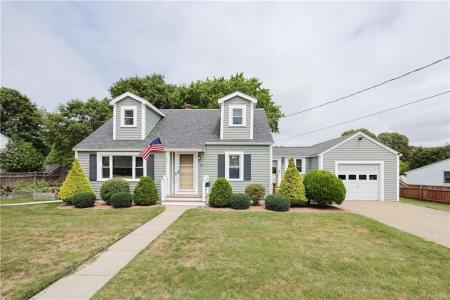 15 Terrace Dr, Bristol, RI 02809, USA