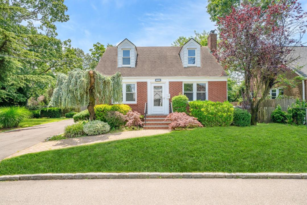 25 Korol Street, Bay Shore, New York 11706, États-Unis