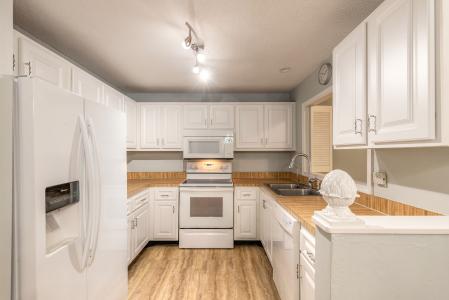 68 Cypress Pond Road, Port Orange, Florida 321289, USA