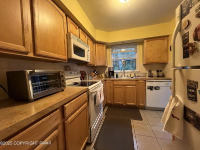 1256 Chateau Drive, East Stroudsburg, Pennsylvania 18302