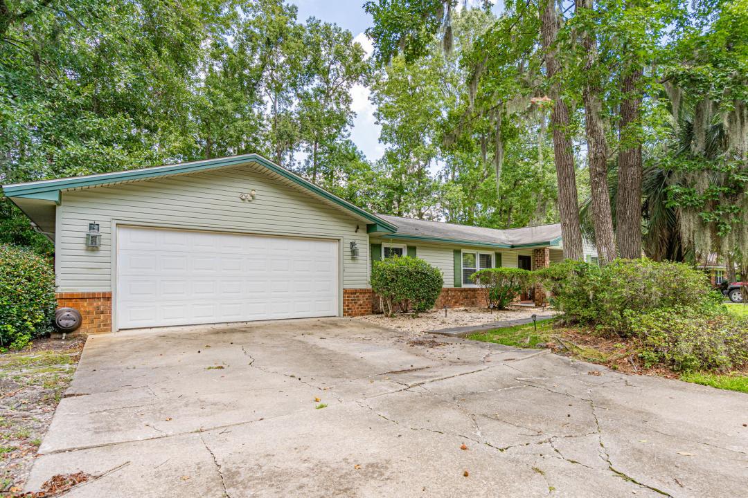 10 Barrington Circle, Savannah, Georgia 31419
