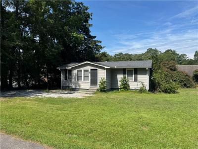 6261 Pinegrove Road, Riverdale, 乔治亚州 30274, 美国