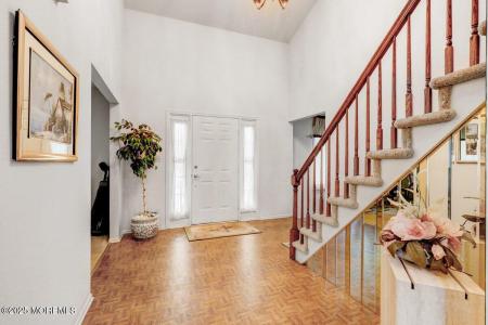 34 Knob Hill Road, Morganville, New Jersey 07751, HOA KỲ