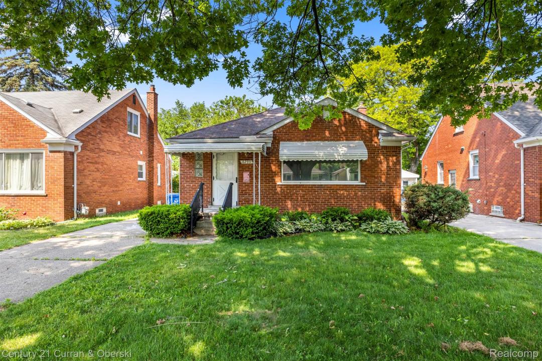 8299 Appleton Street, Dearborn Heights, Michigan 48127, Estados Unidos