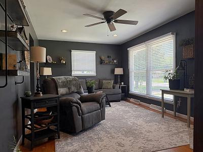 210 Sycamore Street, Loogootee, Indiana 47553, USA