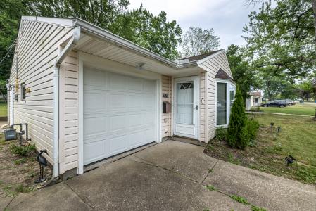 5817 Kings Hwy., Parma Heights, Ohio 44130, USA