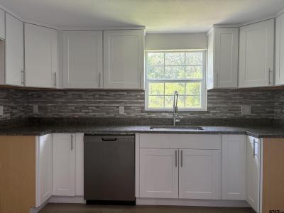 816 NEWSOME, Gilmer, Texas 75644, Estados Unidos