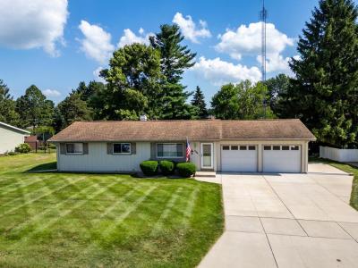 3256 Hampshire Road, Janesville, Wisconsin 53546, USA