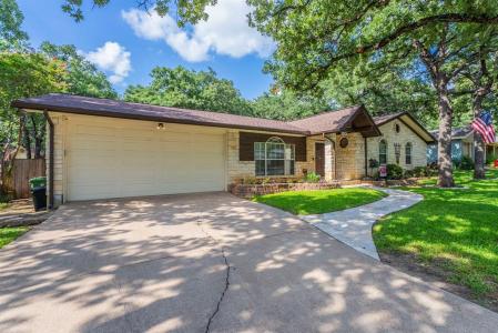 604 Brookview Drive, Hurst, Texas 76054, Estados Unidos
