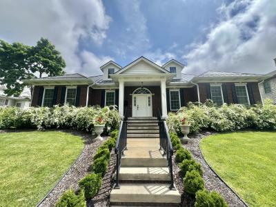 221 N Manning Street, Hillsdale, Michigan 49242, Estados Unidos
