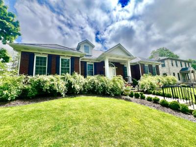 221 N Manning Street, Hillsdale, Michigan 49242, Estados Unidos