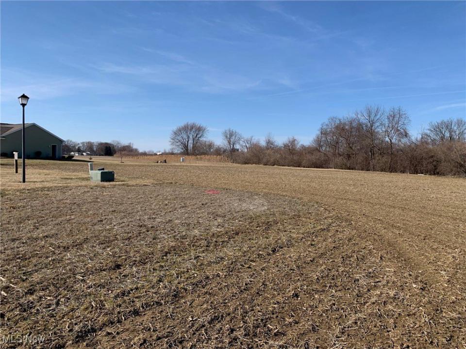 V/L- Lake Breeze Drive, Huron, Ohio 44839, USA