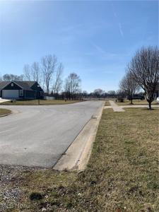 V/L- Lake Breeze Drive, Huron, Ohio 44839, USA