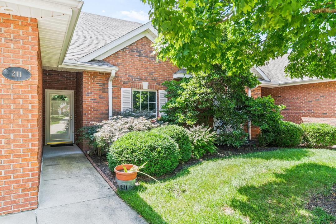 211 BLUE SKY CT, COLUMBIA, Missouri 65203, États-Unis