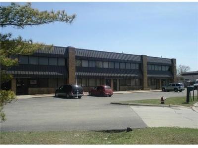 3757 Commerce Ct, Wayne, Michigan 48184, USA
