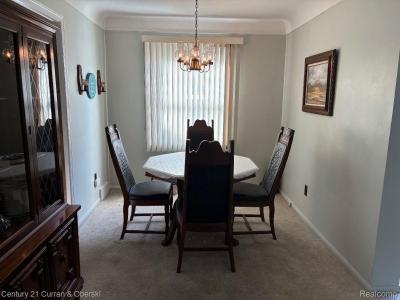 14700 College Avenue, Allen Park, Michigan 48101, Stati Uniti
