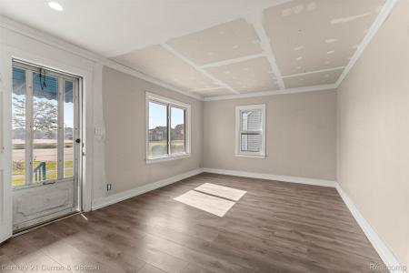 11695 Inkster Road, Livonia, Michigan 48150, Estados Unidos