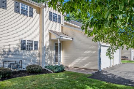135 New Britain Avenue 4, Plainville, كونيتيكت 06062, الولايات المتحدة