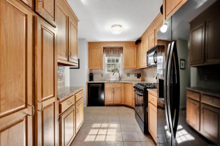 135 New Britain Avenue 4, Plainville, كونيتيكت 06062, الولايات المتحدة