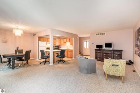 1505 E Gaylord Street , B, Mt Pleasant, ミシガン 48858, アメリカ合衆国