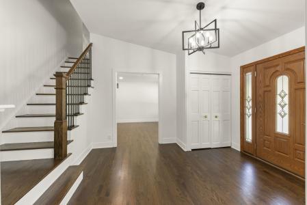 517 N Winston Drive, Palatine, Illinois 60074, Stati Uniti