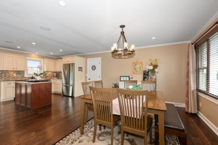 701 Lake Court, New Lenox, Иллинойс 60451, Соединенные Штаты