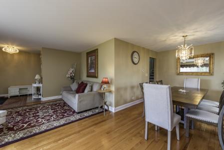4208 Primrose Court, Zion, Illinois 60099, USA