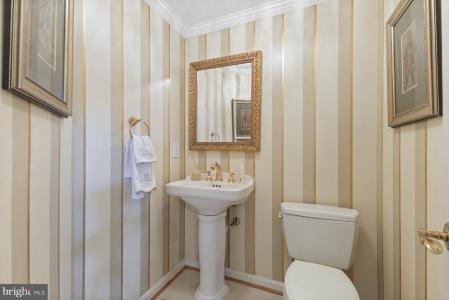 17 Old Creek Court, Rockville, 馬里蘭州 20854, 美國