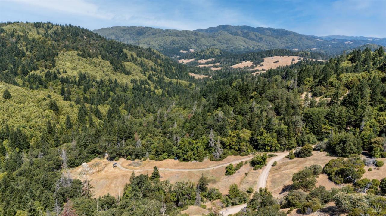 41092 Hwy 101, Laytonville, Kaliforniya 95454, Amerika Birleşik Devletleri
