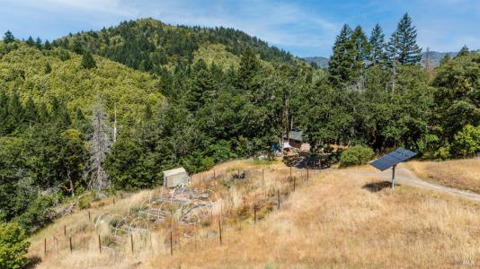 41092 Hwy 101, Laytonville, Kaliforniya 95454, Amerika Birleşik Devletleri