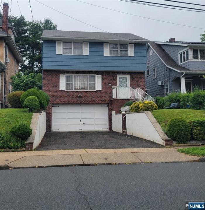 101 Linden Avenue, Kearny, New Jersey 07032, USA
