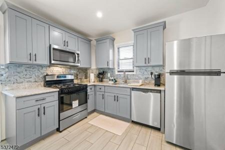 39 Emmet St, Newark City, ניו ג'רזי 07114, ארצות הברית של אמריקה