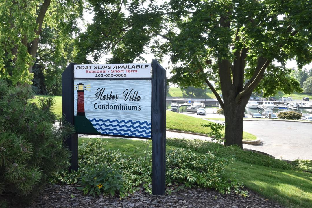 4809 5th Ave , 2, Kenosha, 위스컨신 53140, 미국