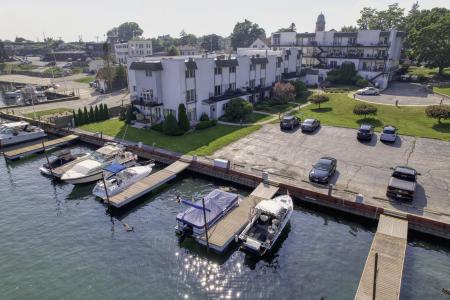 4809 5th Ave , 2, Kenosha, 위스컨신 53140, 미국