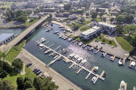4809 5th Ave , 2, Kenosha, 위스컨신 53140, 미국