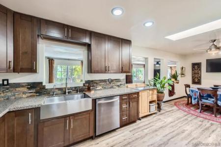 9802 Settle Road, Santee, Califórnia 92071, Estados Unidos