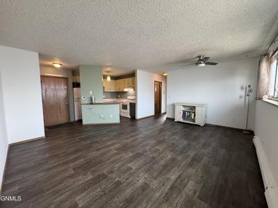 1112 Portland Drive, Bismarck, Dakota Du Nord 58504, États-Unis