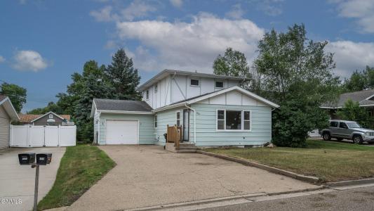 409 6th Avenue, Hazen, Dakota Du Nord 58545, États-Unis