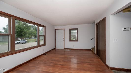 409 6th Avenue, Hazen, 노스다코타 58545, 미국