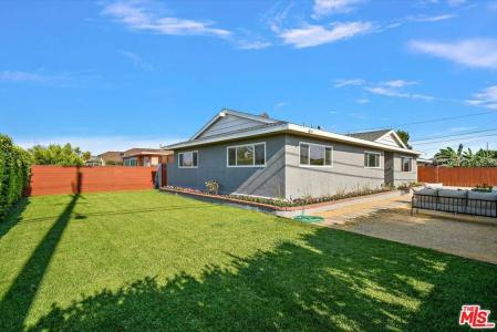 12904 Shoup Avenue, Hawthorne, California 90250, HOA KỲ