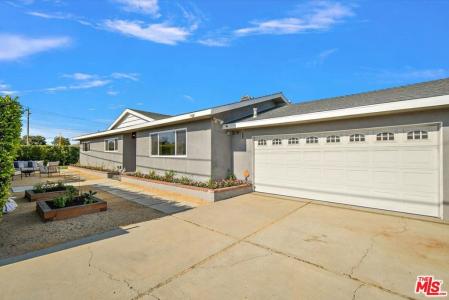 12904 Shoup Avenue, Hawthorne, California 90250, HOA KỲ
