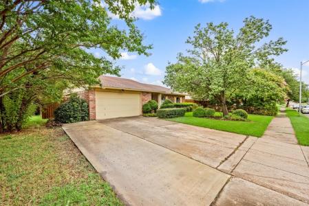 3221 Bunker Hill DR, Forest Hill, 德克薩斯州 76140, 美國