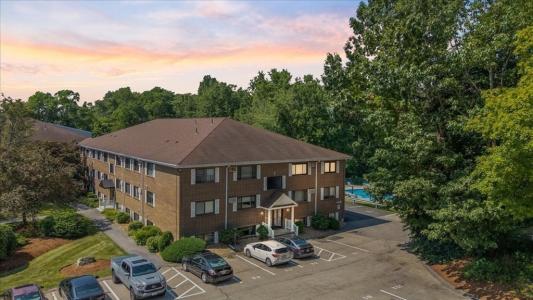 45 Macy St #302C, Amesbury, Massachusetts 01913, USA