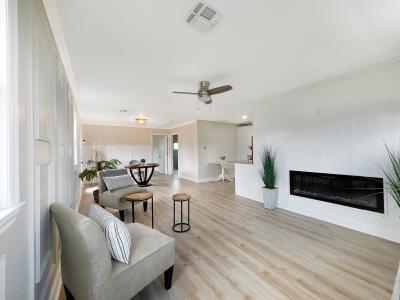 7 Poplar Lane, Levittown, Pennsylvania 19054, USA