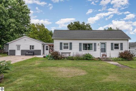 209 S Park, Ashley, Michigan 48806, USA
