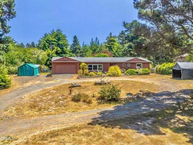 18841 Lahmon Lane, Fort Bragg, California 95437, HOA KỲ
