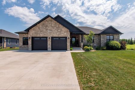 33 NICKASON DRIVE, Arran-Elderslie-, 安大略省 N0H 1A0, 加拿大