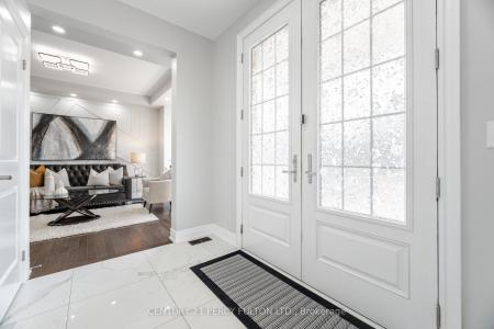 2634 SAPPHIRE DRIVE, Pickering, Ontario L1X 0H3, Canada