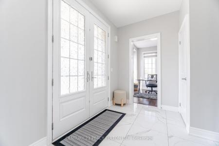 2634 SAPPHIRE DRIVE, Pickering, Ontario L1X 0H3, Canada
