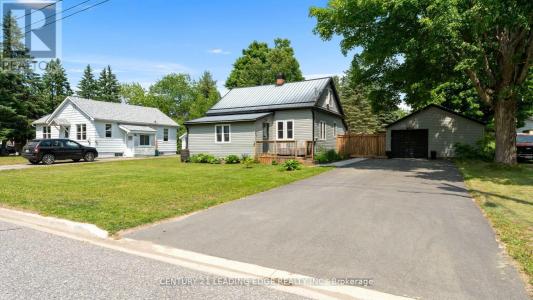 450 MARY STREET NORTH, Gravenhurst, Ontario P1P 1G1, Canada